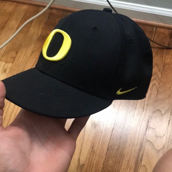 nike oregon hat